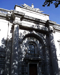 Bank of Ireland Arts Centre, venue of 'Tripartite' exhibition by James Quinn